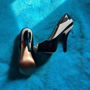 4” black and white BCBG 4”